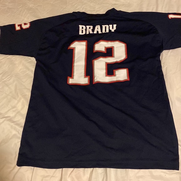 Tom Brady Patriots jersey - Picture 2 of 2
